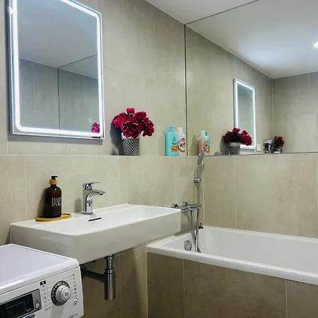 Apartament Citylightseuroveatower Bratysława