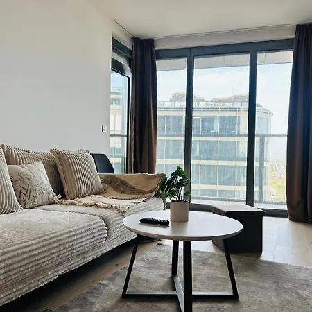 Citylightseuroveatower Apartament Bratysława