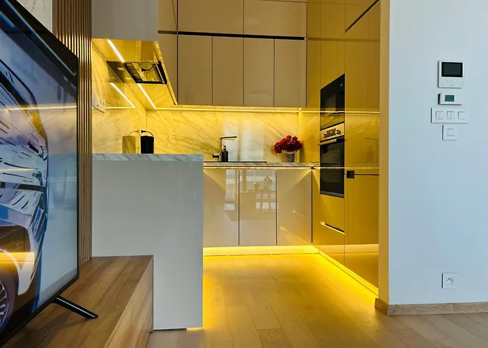 Citylightseuroveatower 아파트